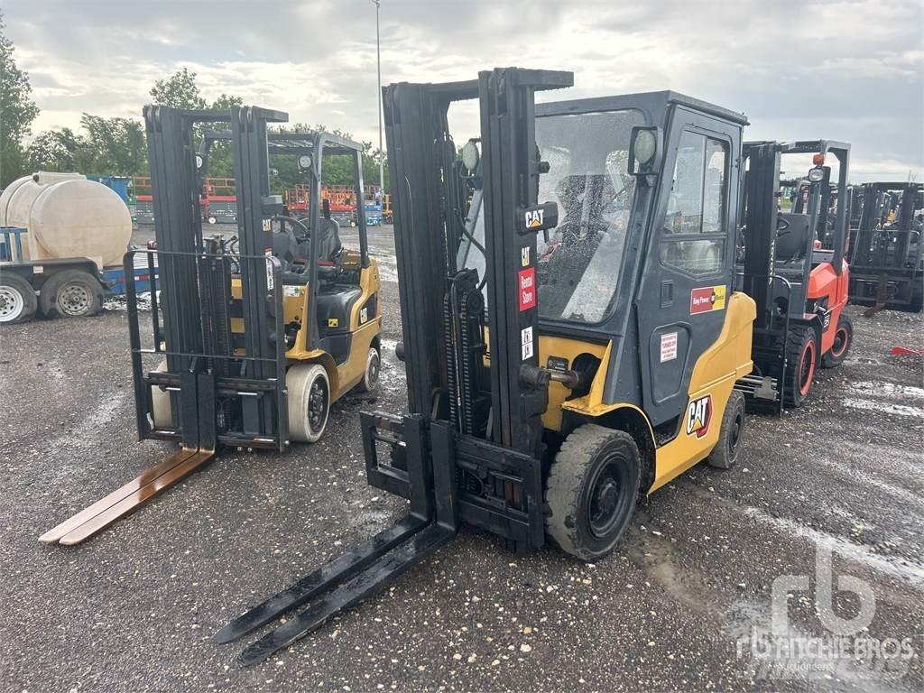 CAT GP25N Dyzeliniai krautuvai