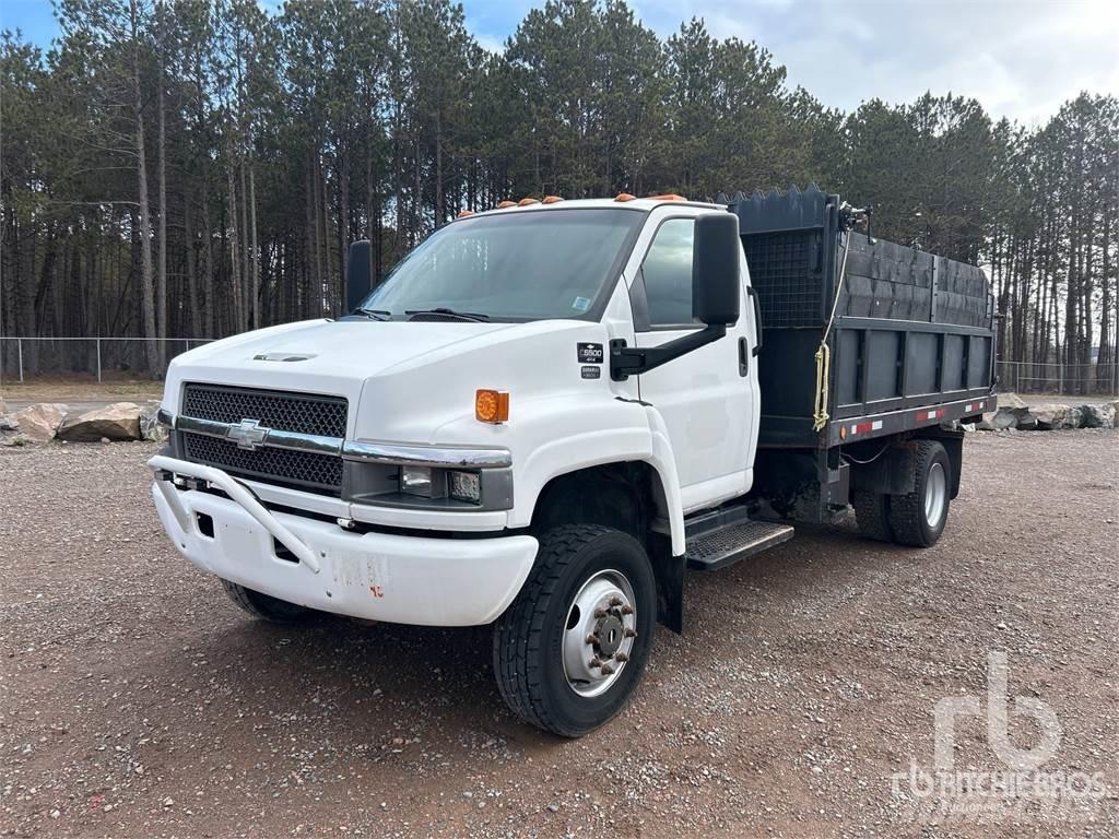 Chevrolet C5500 Savivarčių priekabų vilkikai