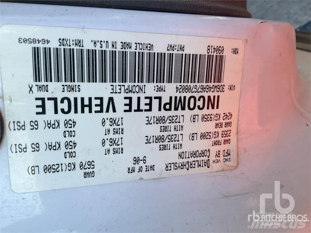 Dodge 3500 Platformos/ Pakrovimas iš šono