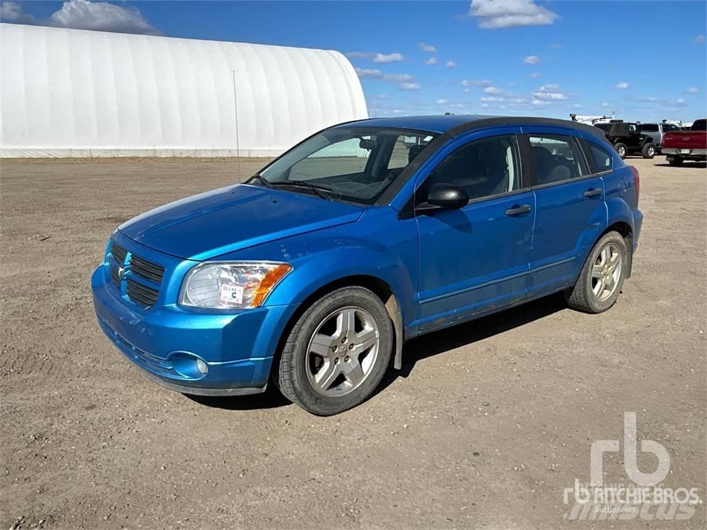 Dodge CALIBER Lengvieji automobiliai