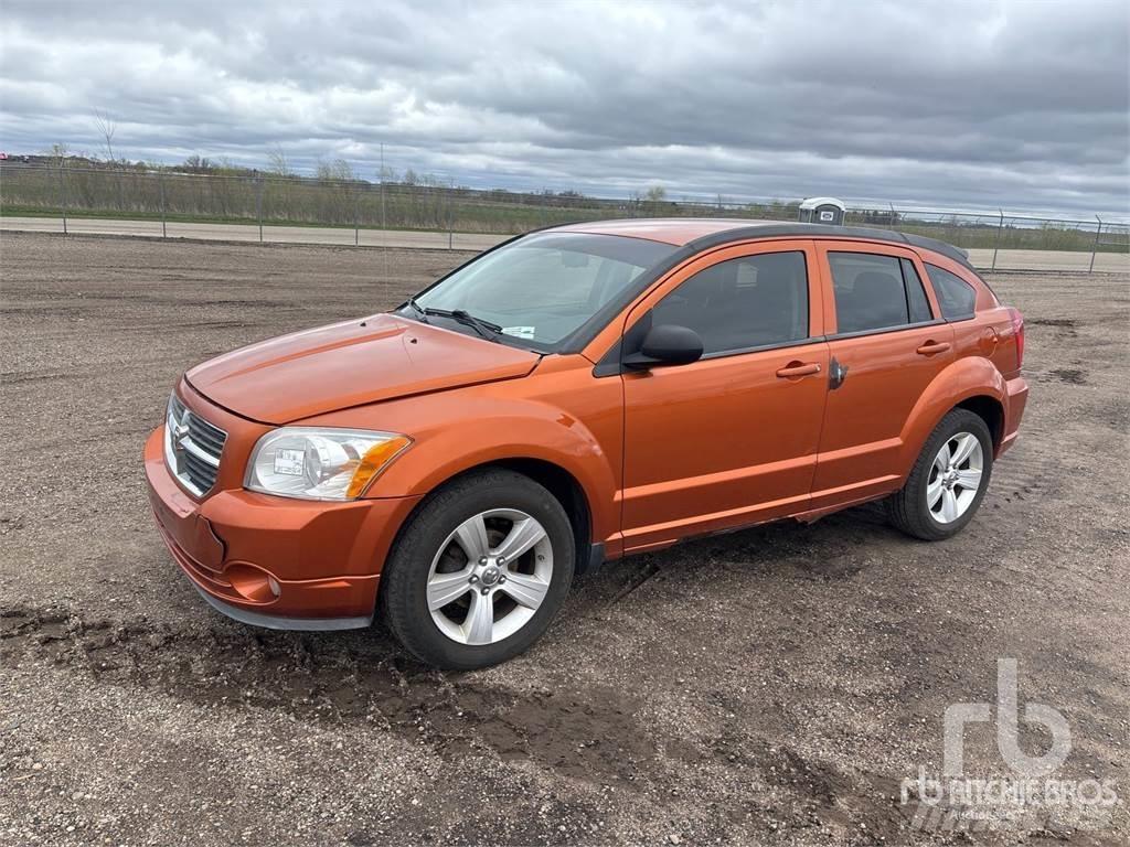 Dodge CALIBER Lengvieji automobiliai