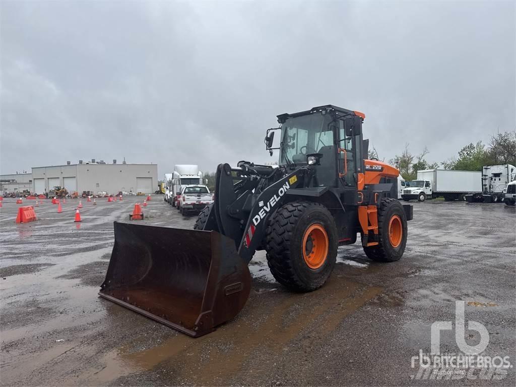 Doosan DL220-7 Naudoti ratiniai krautuvai