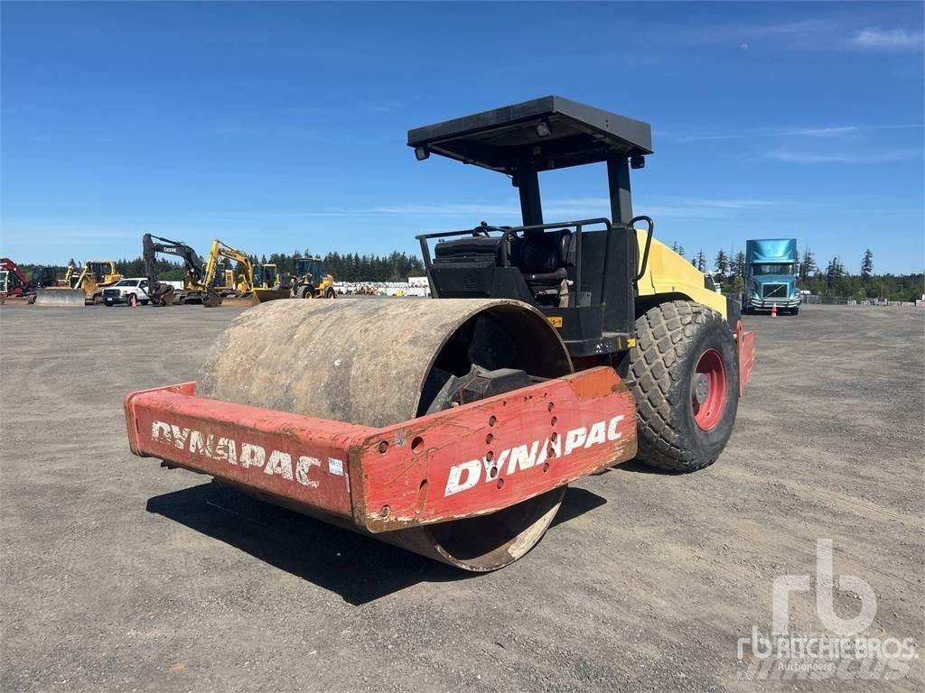 Dynapac CA362D Gruntiniai volai