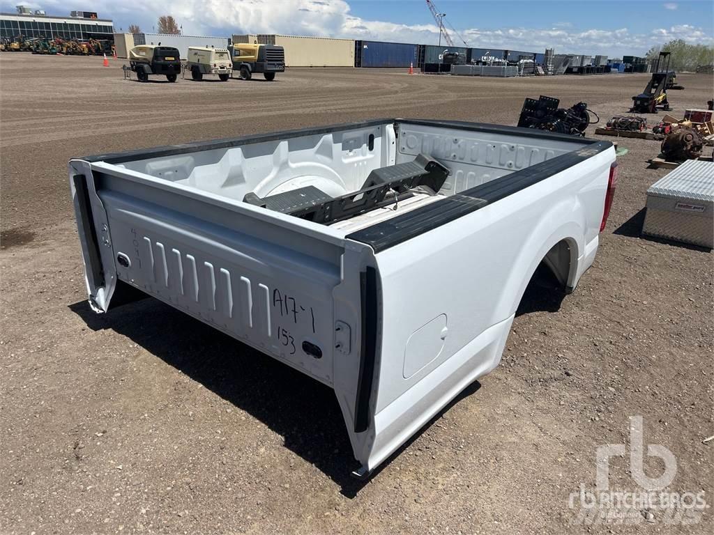 Ford Body Kabinos ir interjeras
