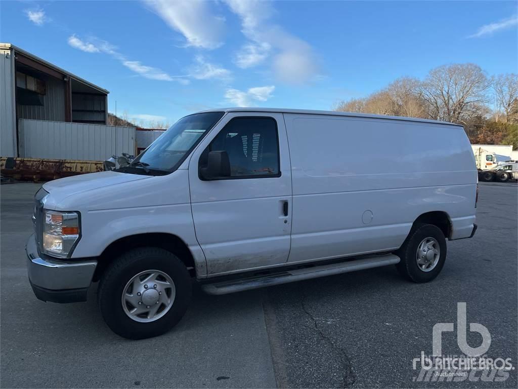 Ford E-250 Vilkikai šaldytuvai
