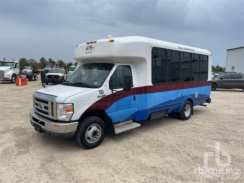 Ford E450 Tarpmiestiniai autobusai