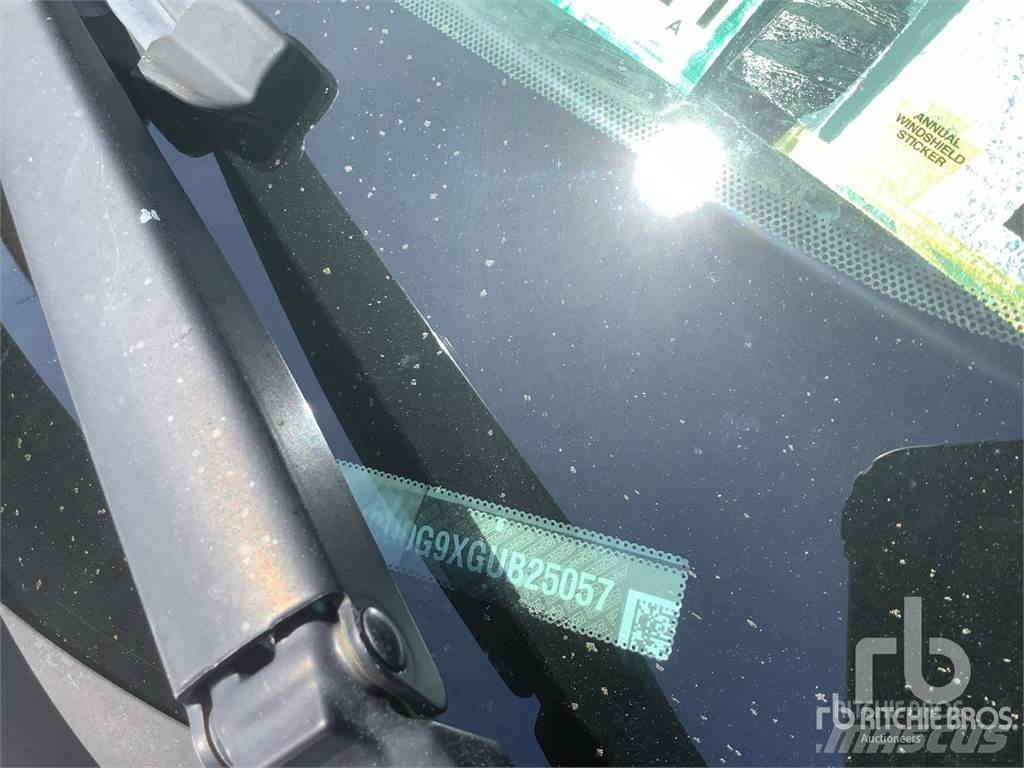 Ford ESCAPE Pikapai / Bortiniai sunkvežimiai