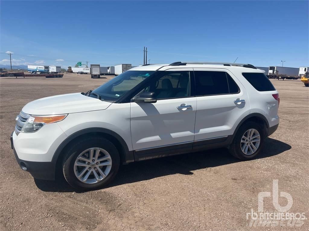 Ford EXPLORER Pikapai / Bortiniai sunkvežimiai