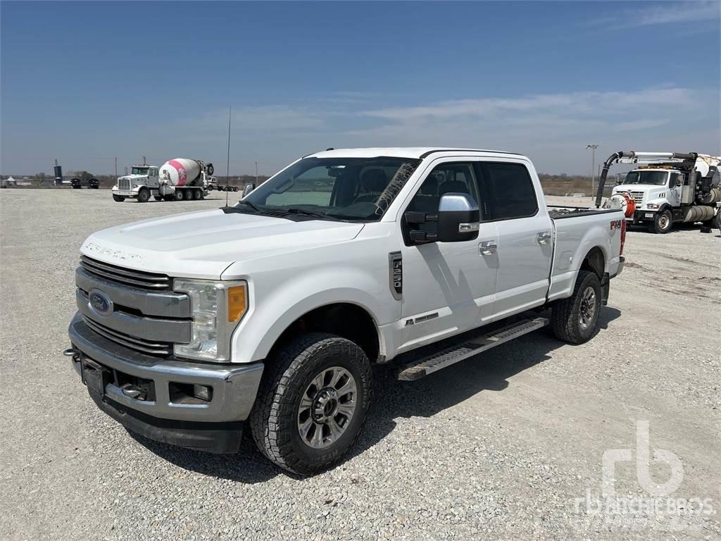 Ford F-250 Pikapai / Bortiniai sunkvežimiai