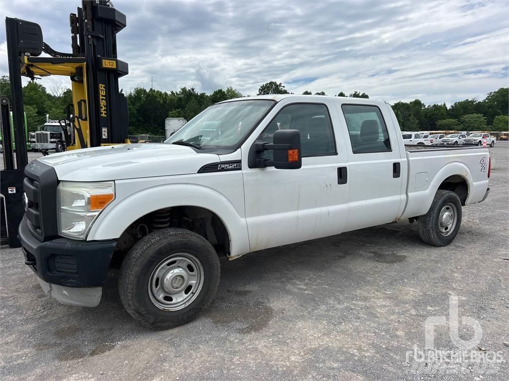 Ford F-250 Pikapai / Bortiniai sunkvežimiai