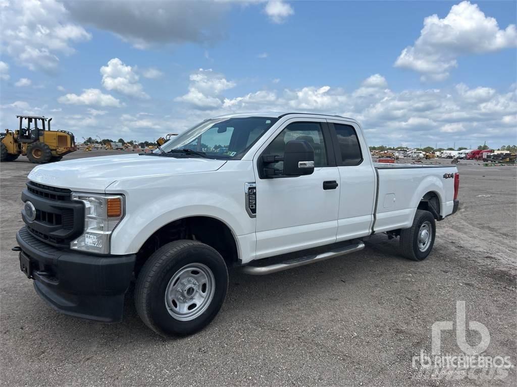 Ford F-250 Pikapai / Bortiniai sunkvežimiai