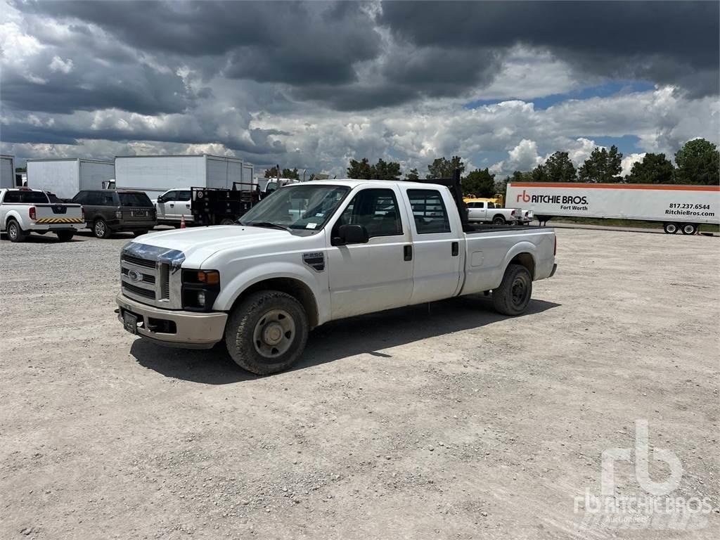 Ford F-250 Pikapai / Bortiniai sunkvežimiai