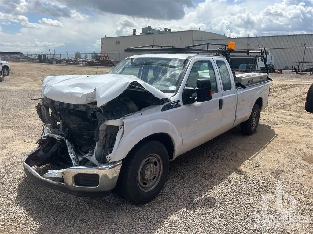 Ford F-350 Pikapai / Bortiniai sunkvežimiai