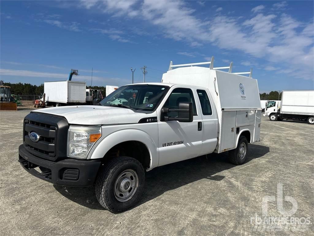 Ford F-350 Visuotinės / bendrosios paskirties automobiliai