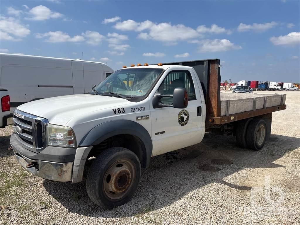 Ford F-550 Platformos/ Pakrovimas iš šono