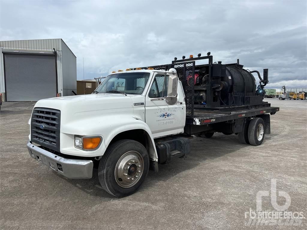 Ford F800 Bituminiai purkštuvai