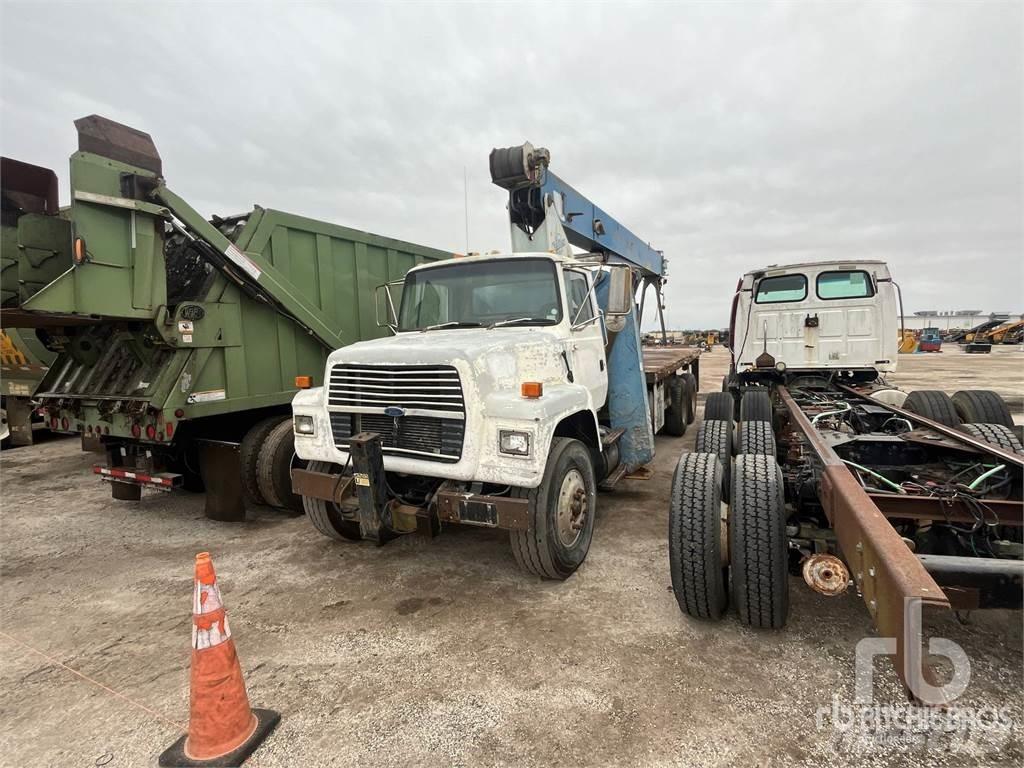 Ford LNT8000 Automobiliniai kranai