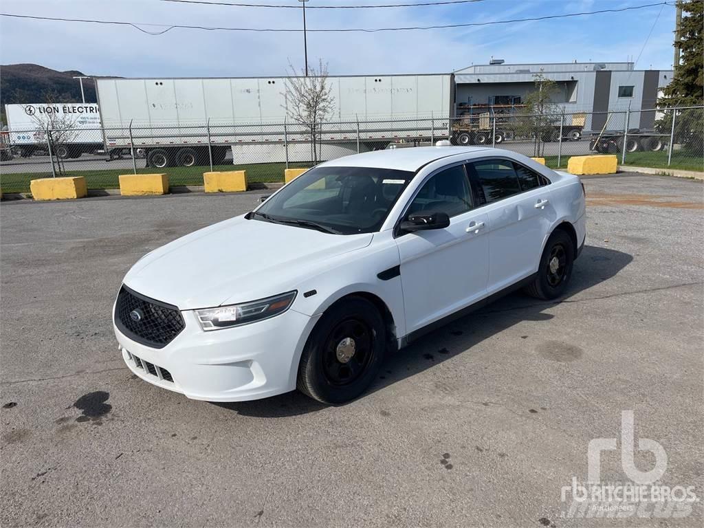 Ford TAURUS Lengvieji automobiliai