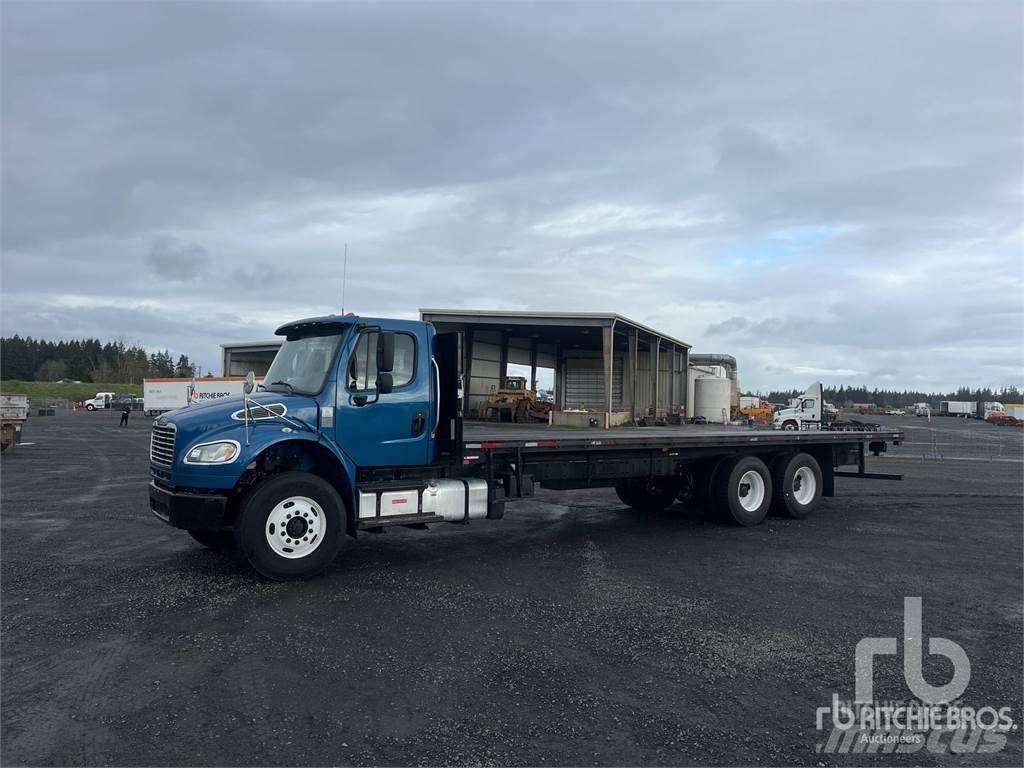 Freightliner M2 Platformos/ Pakrovimas iš šono