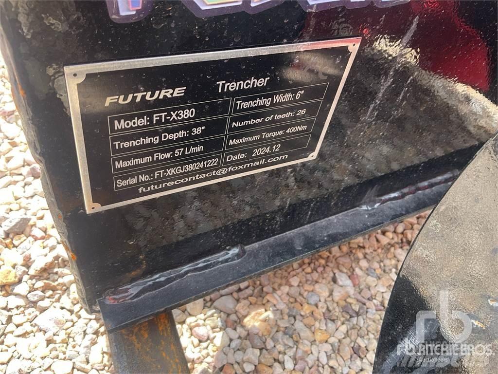  FT-X380 Tranšėjų ekskavatoriai