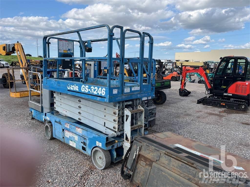 Genie GS-3246 Žirkliniai keltuvai