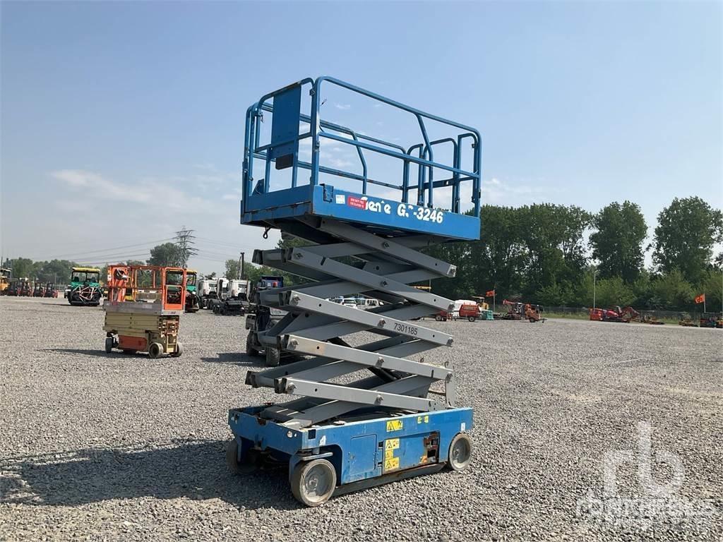 Genie GS-3246 Žirkliniai keltuvai
