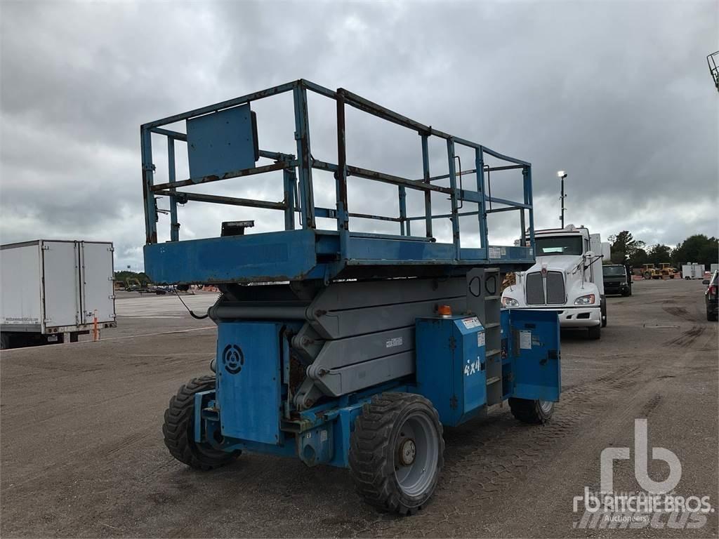 Genie GS-4390 Žirkliniai keltuvai
