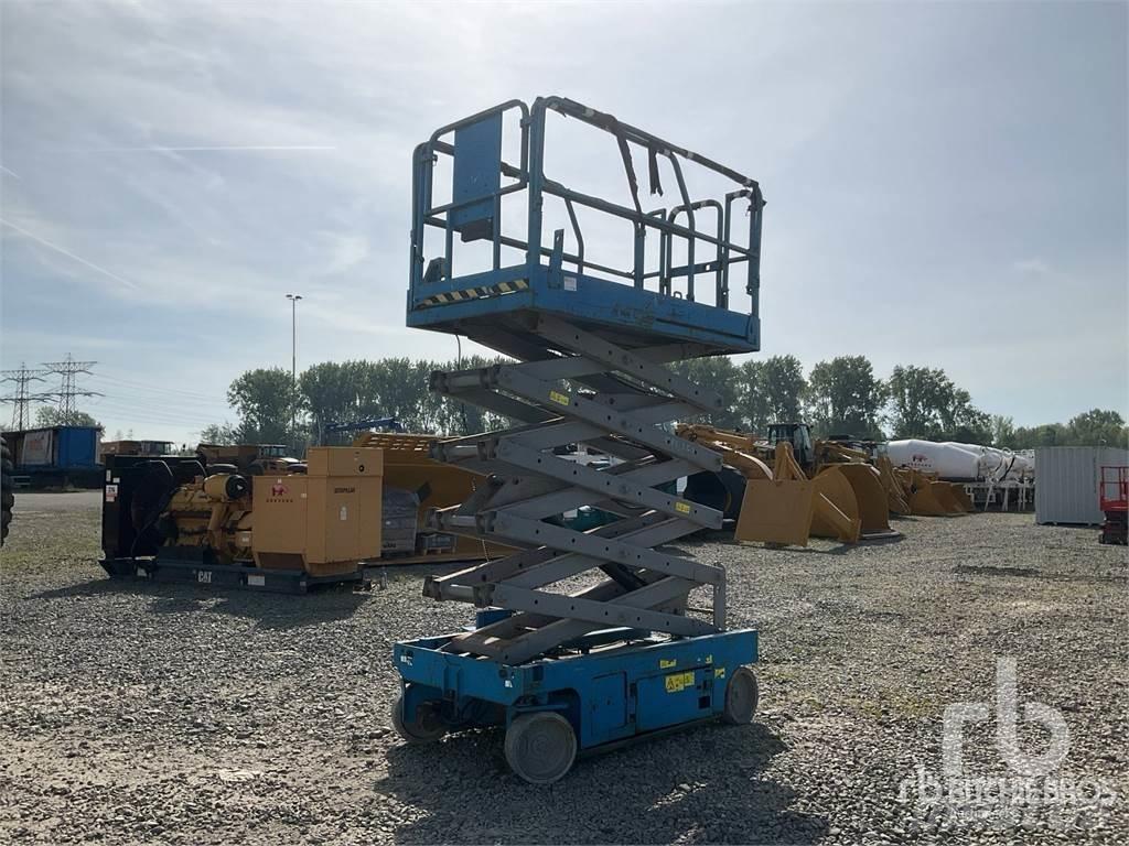 Genie GS3246 Žirkliniai keltuvai