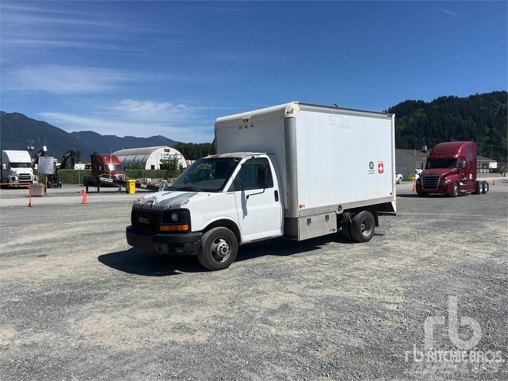 GMC SAVANA 3500 Krovininiai furgonai
