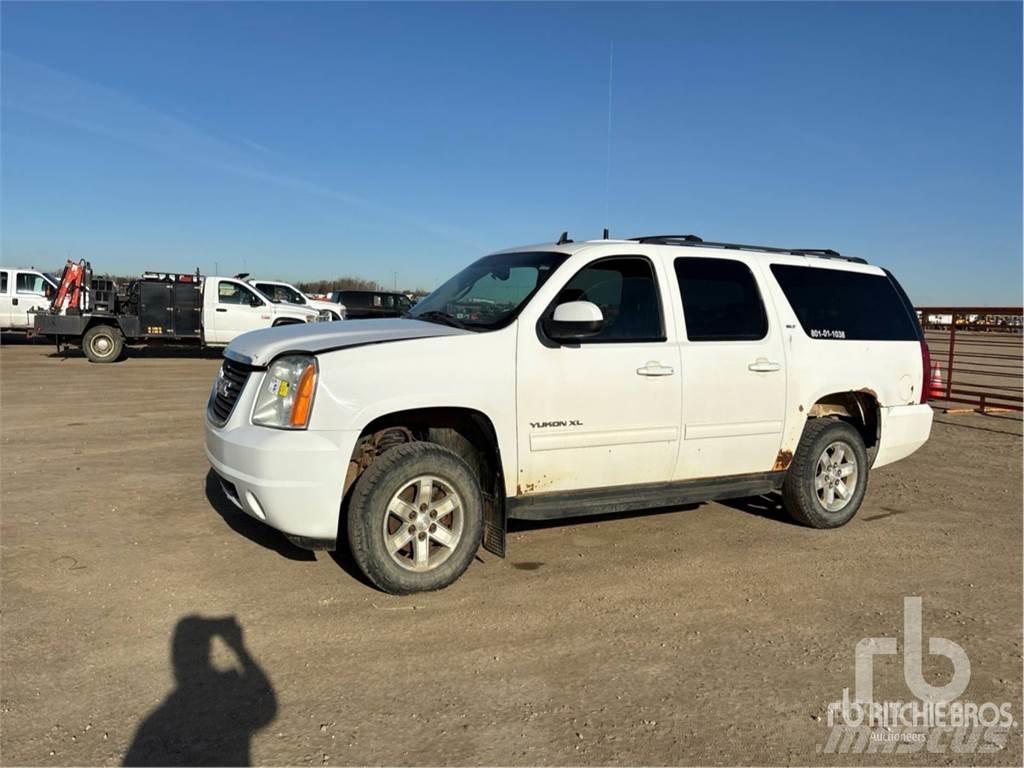 GMC YUKON Pikapai / Bortiniai sunkvežimiai