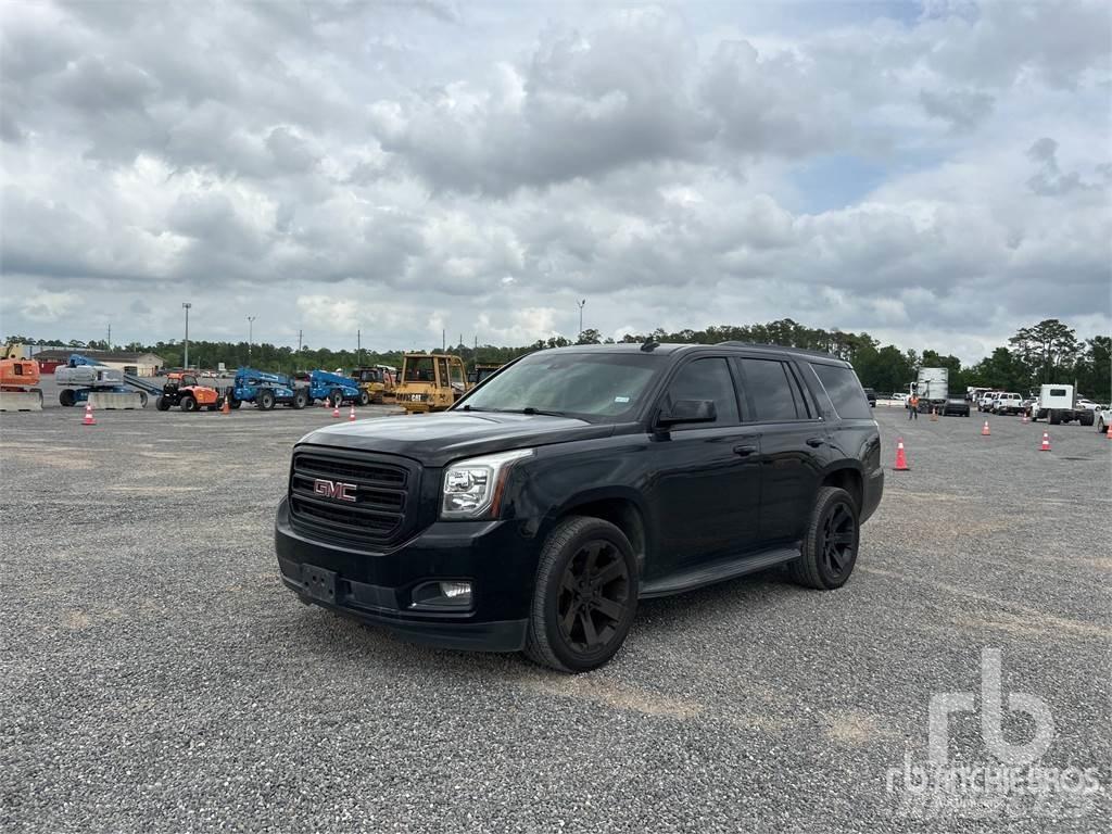 GMC YUKON Pikapai / Bortiniai sunkvežimiai