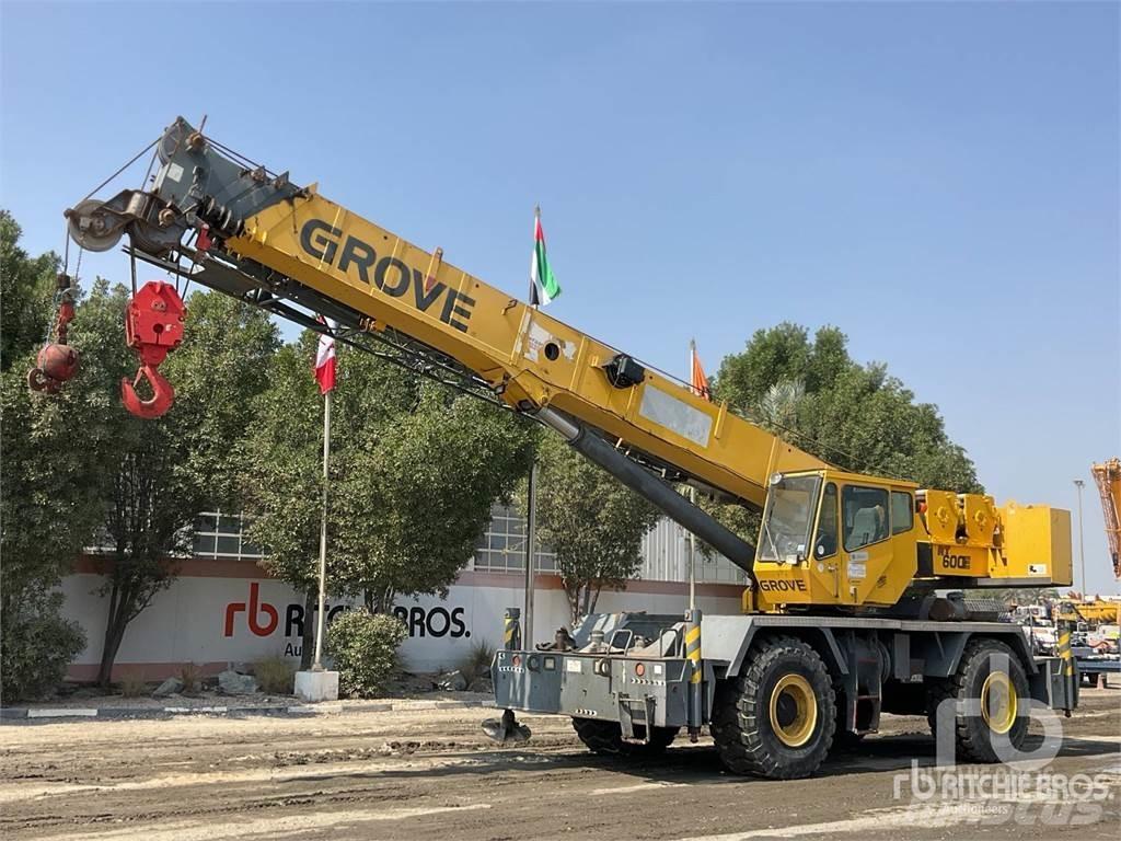 Grove RT600E Neapdoroto reljefo kranai