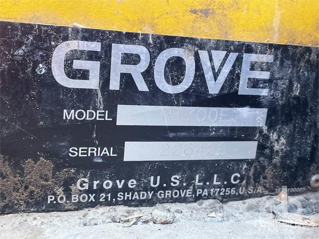 Grove RT700E Neapdoroto reljefo kranai