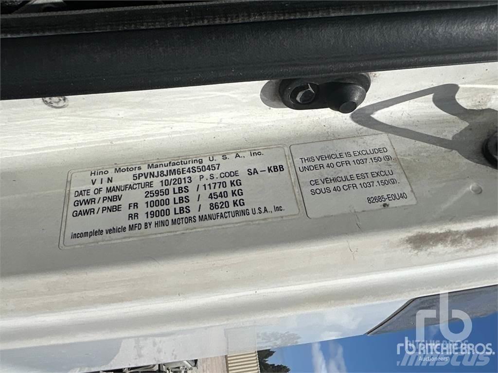 Hino 268 Važiuoklė su kabina