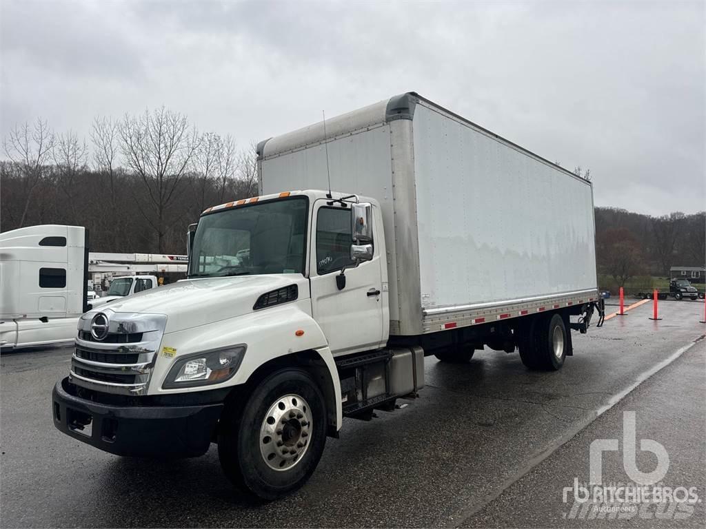 Hino 4x2 Krovininiai furgonai