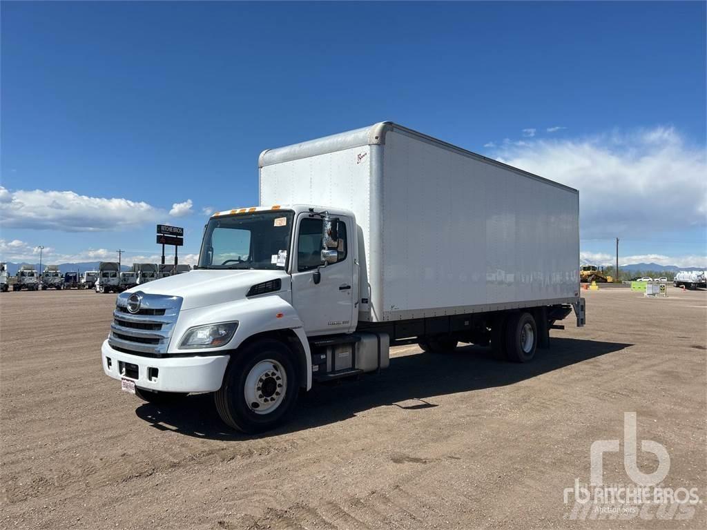 Hino 4x2 Krovininiai furgonai