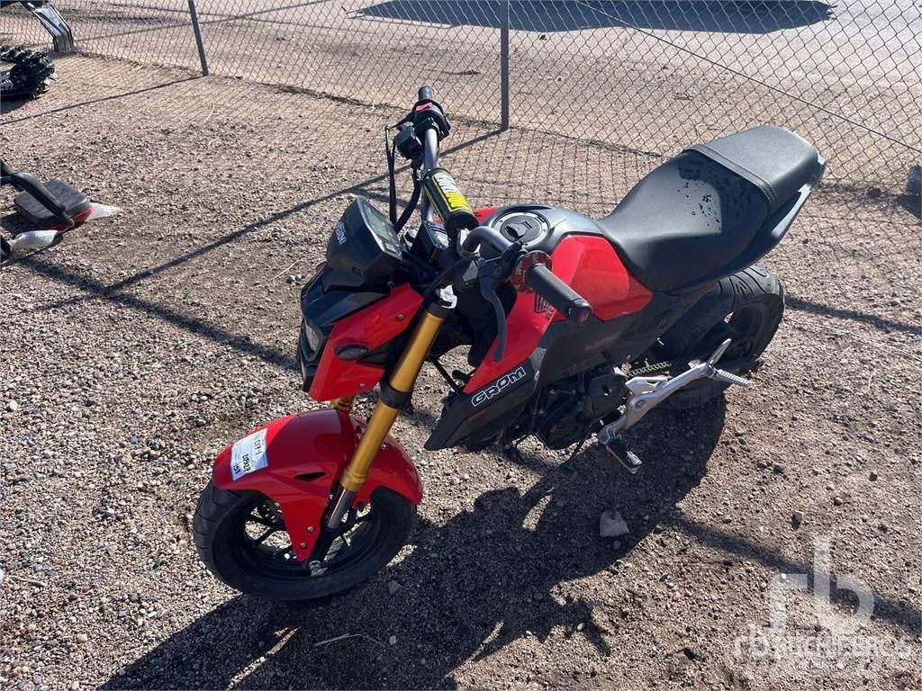 Honda GROM Lengvieji automobiliai