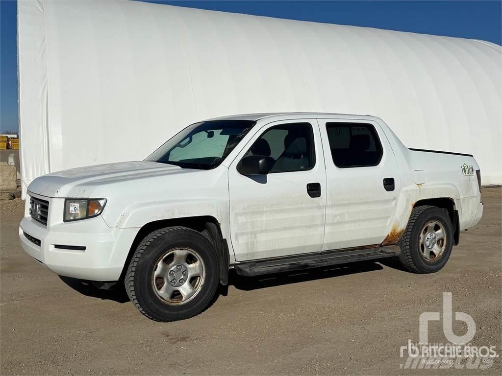 Honda RIDGELINE Pikapai / Bortiniai sunkvežimiai