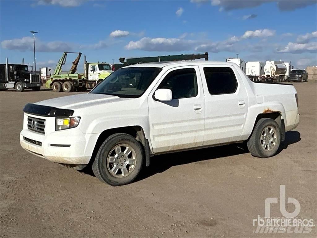 Honda RIDGELINE Pikapai / Bortiniai sunkvežimiai