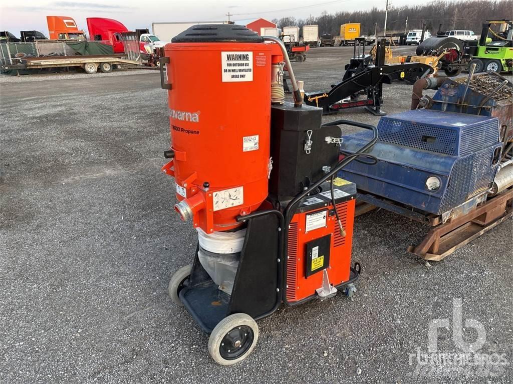 Husqvarna T8600 Statyba - Kita