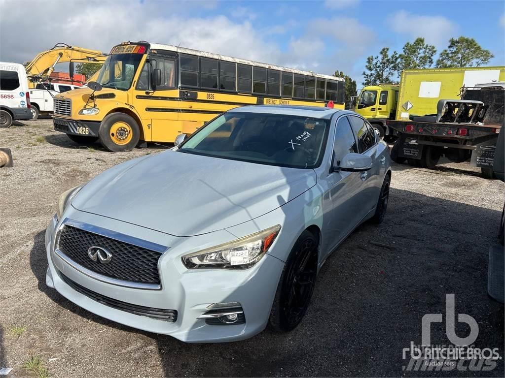 Infiniti Q50 Lengvieji automobiliai