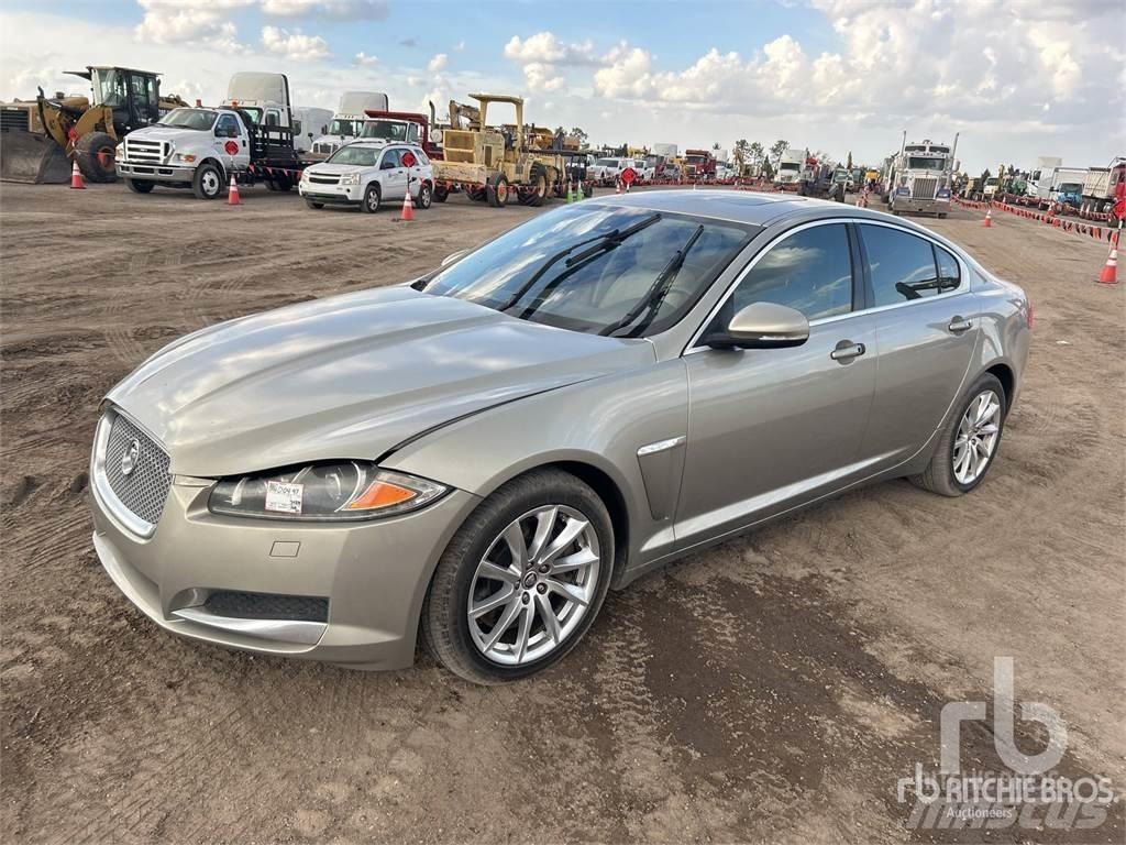Jaguar XF Lengvieji automobiliai