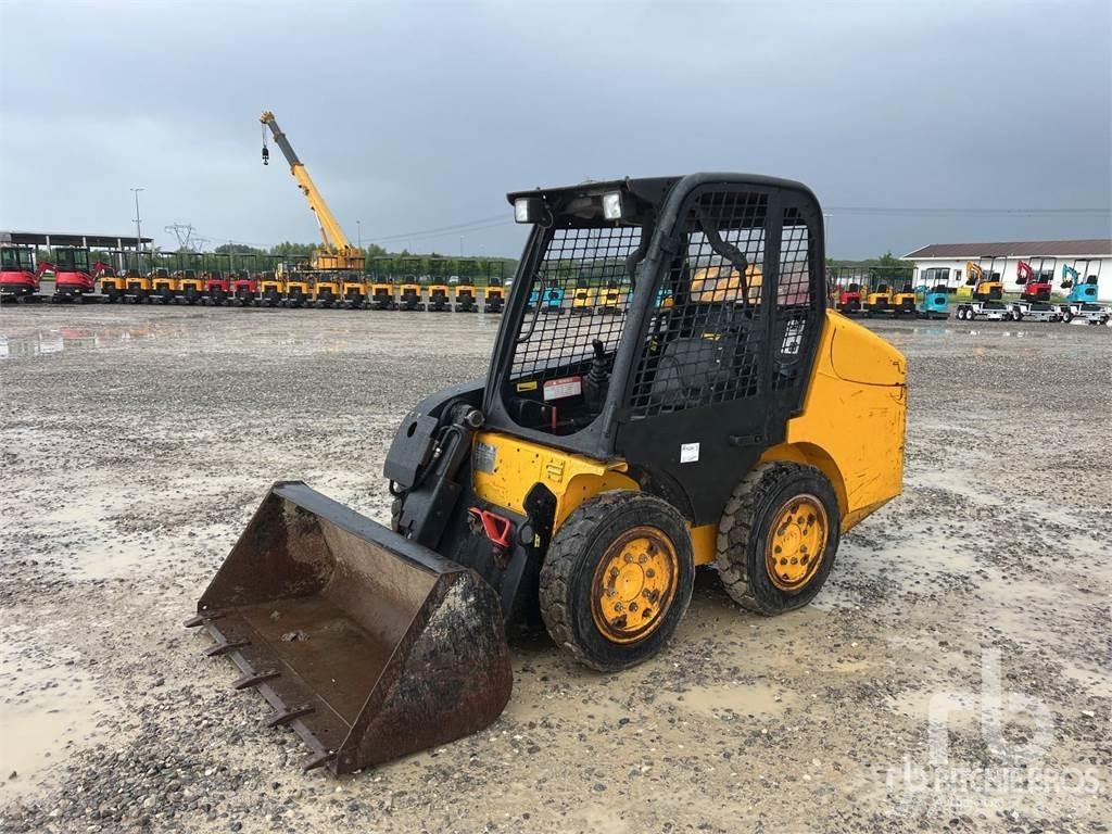 JCB ROBOT 160 Krautuvai su šoniniu pasukimu
