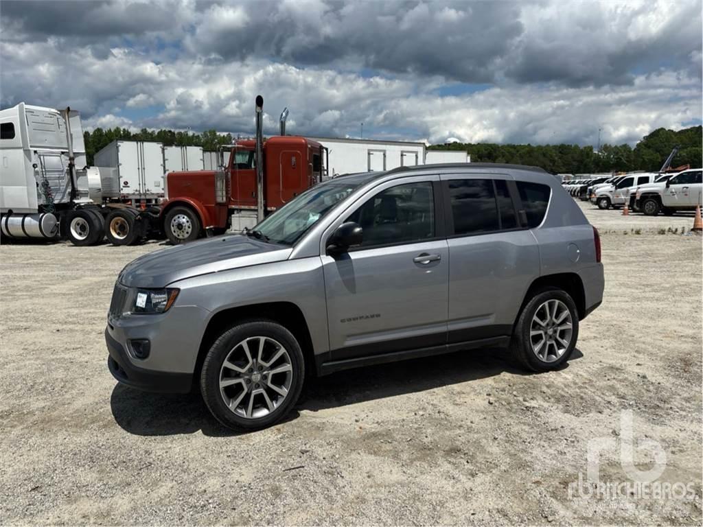 Jeep COMPASS Pikapai / Bortiniai sunkvežimiai