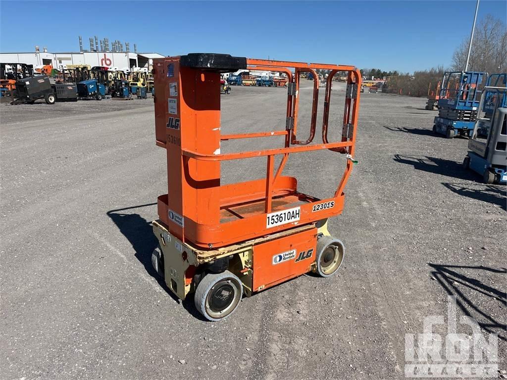 JLG 1230ES Alkūniniai keltuvai