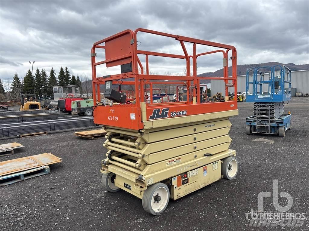 JLG 3246E2 Žirkliniai keltuvai