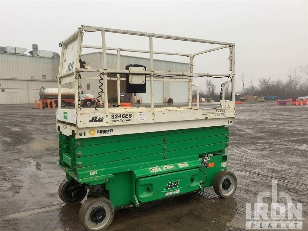 JLG 3246ES Žirkliniai keltuvai