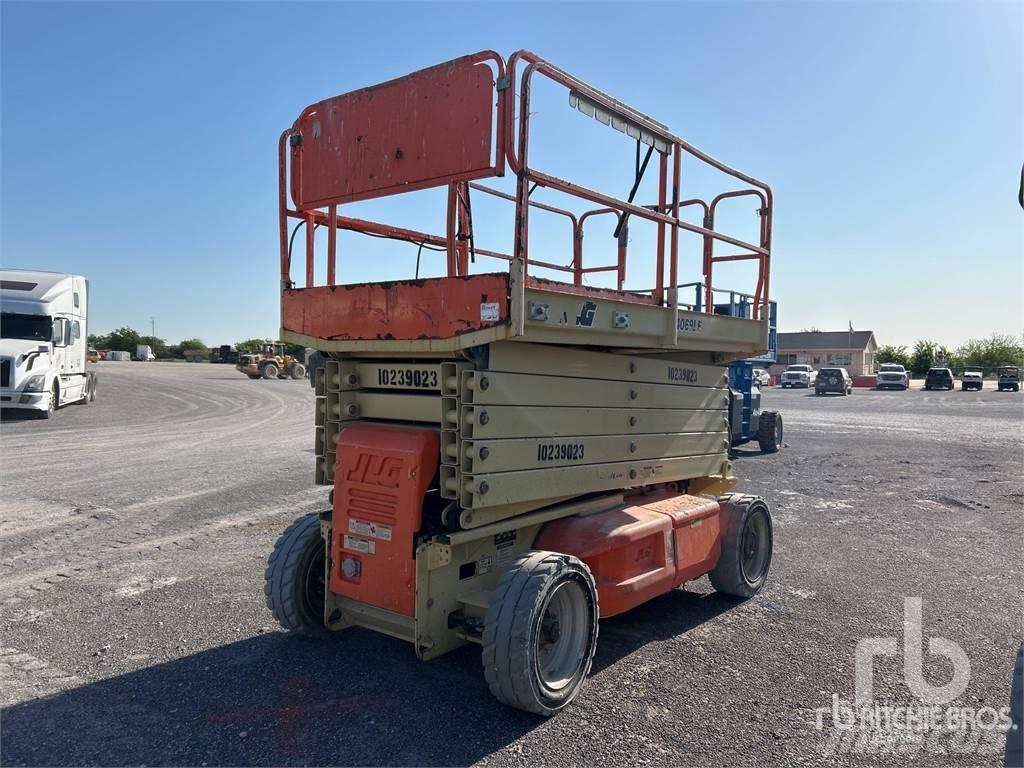JLG 4069LE Žirkliniai keltuvai