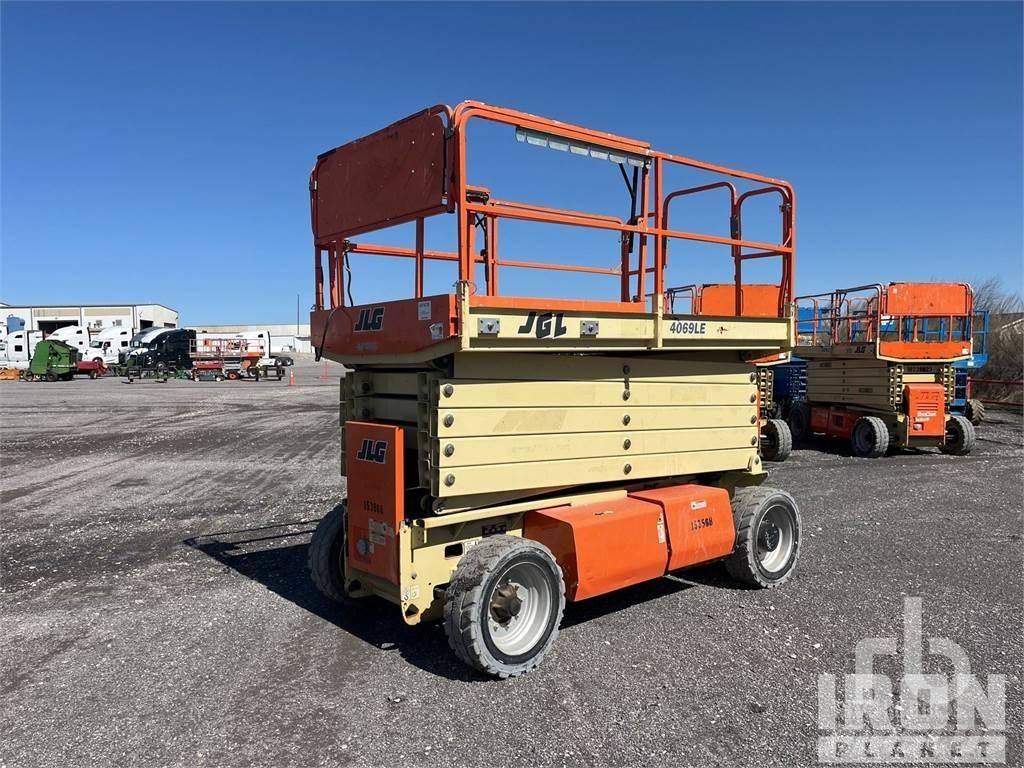 JLG 4069LE Žirkliniai keltuvai