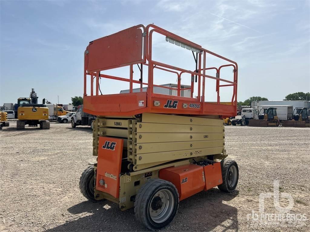 JLG 4069LE Žirkliniai keltuvai